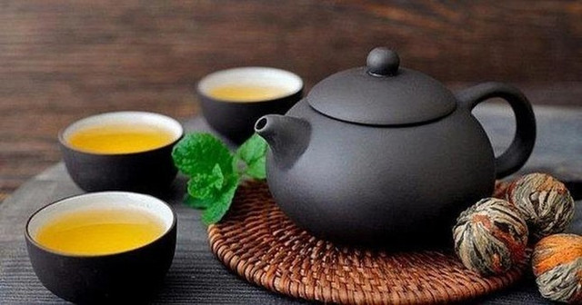 "Đại kỵ" khi uống trà có thể khiến bạn tụt huyết áp “Đại kỵ” khi uống trà có thể khiến bạn tụt huyết áp ảnh 1
