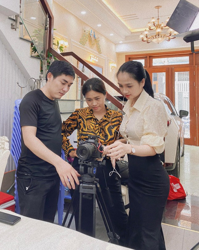 Vượt khó của một 'single mom' trên giảng đường đại học - Hình 6 Vuot kho cua mot 'single mom' tren giang duong dai hoc-Hinh-6