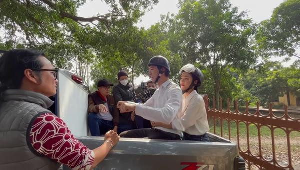 Phim Việt 'lừa' khán giả bằng chiêu thức, tưởng lãng mạn mà lạ lùng - Hình 4 Phim Viet 'lua' khan gia bang chieu thuc, tuong lang man ma la lung-Hinh-4