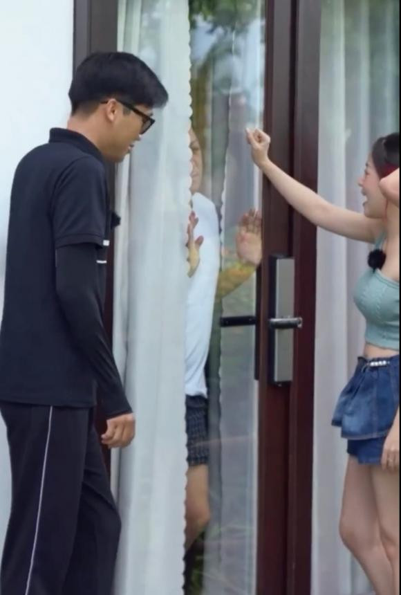 Dân tình phát hoảng với khuôn mặt mới ngủ dậy của Trường Giang - Hình 5 Dan tinh phat hoang voi khuon mat moi ngu day cua Truong Giang-Hinh-5