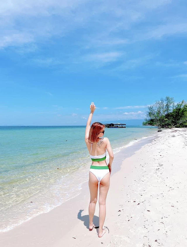 Vợ Mạc Văn Khoa bị so sánh với vợ Lê Dương Bảo Lâm - Hình 3 Vo Mac Van Khoa bi so sanh voi vo Le Duong Bao Lam-Hinh-3