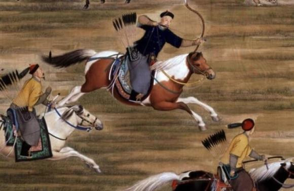 Vì sao Hoàng đế nhà Thanh không lo bị thị vệ triều đình ám sát? - Hình 4 Vi sao Hoang de nha Thanh khong lo bi thi ve trieu dinh am sat?-Hinh-4