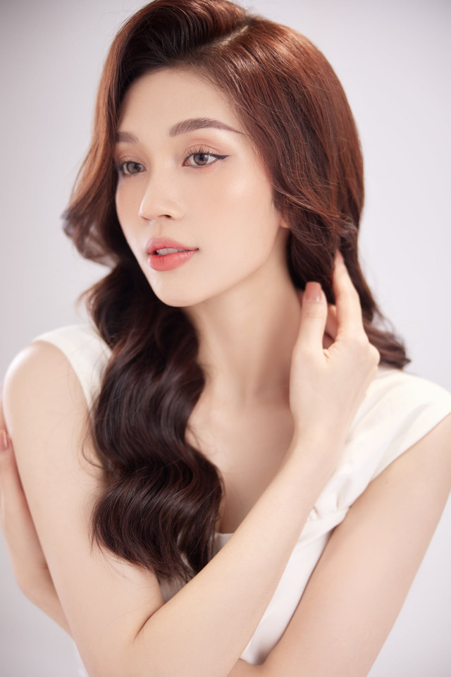 Nữ MC xinh đẹp VTV bình luận World Cup gây chú ý là ai? - Hình 13 Nu MC xinh dep VTV binh luan World Cup gay chu y la ai?-Hinh-13