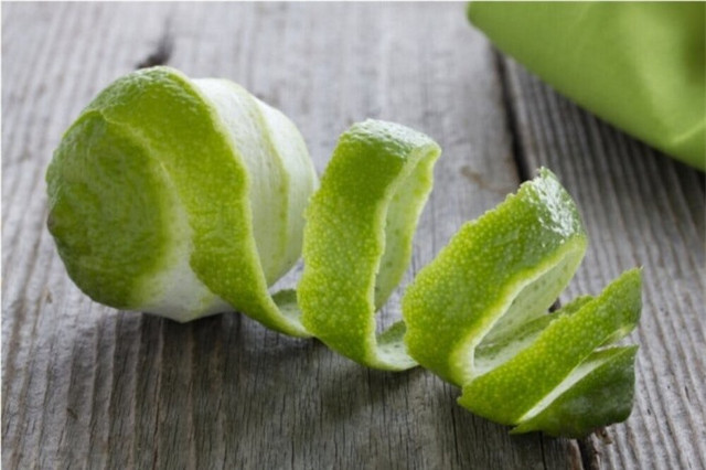 Quả chanh là "kho chứa" vitamin C, nhiều người vô tình bỏ phần quý nhất - Hình 2 Qua chanh la