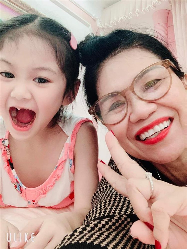Hé lộ về người mẹ ruột cực xịn của đại gia Đoàn Di Băng He lo ve nguoi me ruot cuc xin cua dai gia Doan Di Bang