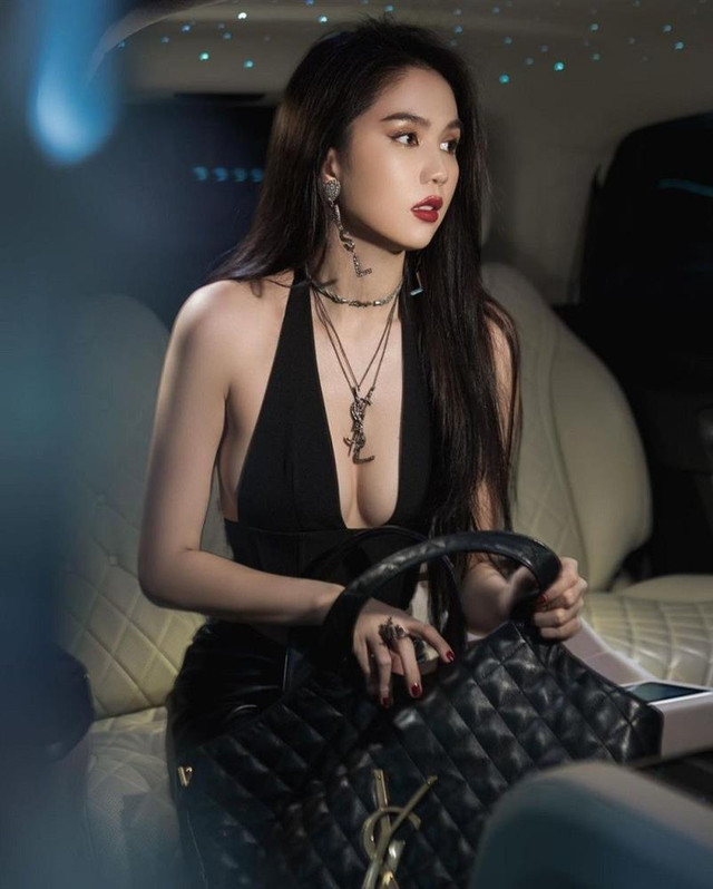 Đụng túi 100 triệu, Ngọc Trinh thần thái khác hẳn Trang Trần - Hình 9 Dung tui 100 trieu, Ngoc Trinh than thai khac han Trang Tran-Hinh-9