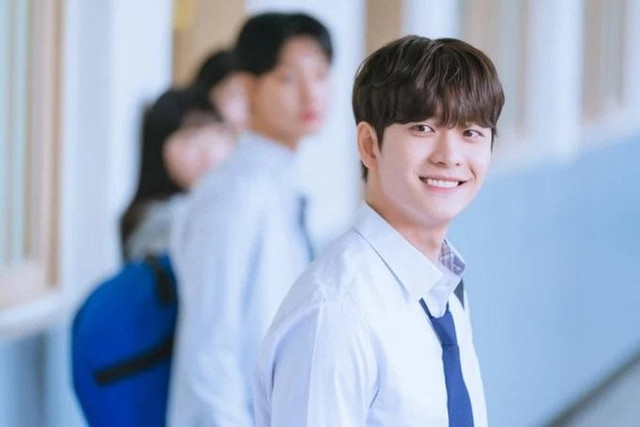 Mỹ nam, mỹ nữ "Tuổi Thanh Xuân" đổi đời sau 8 năm - Hình 4 My nam, my nu