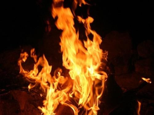4 bước chuyển ban thờ cũ sang mới Thần linh gật đầu, Tổ tiên mát dạ - Hình 3 4 buoc chuyen ban tho cu sang moi Than linh gat dau, To tien mat da-Hinh-3