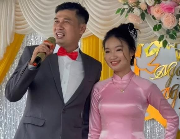 Vợ Tiết Cương lần đầu gặp gỡ Lê Giang - Hình 4 Vo Tiet Cuong lan dau gap go Le Giang-Hinh-4