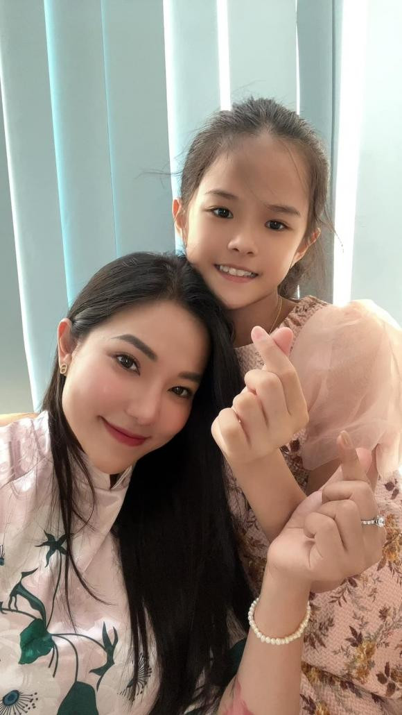 Sau 6 năm ly hôn, vợ cũ Lâm Vinh Hải bất ngờ chia sẻ về khó khăn - Hình 7 Sau 6 nam ly hon, vo cu Lam Vinh Hai bat ngo chia se ve kho khan-Hinh-7