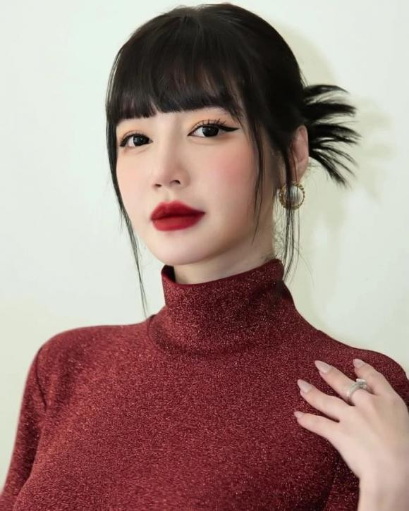 Bị anti-fan công kích chuyện giấu chồng, Elly Trần thẳng thắn đáp trả Bi anti-fan cong kich chuyen giau chong, Elly Tran thang than dap tra