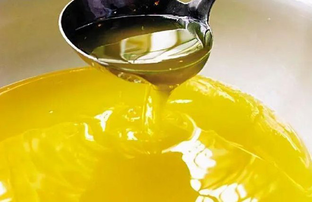 Mổ gà thấy trong bụng có một cục mỡ, nên ăn hay vứt? - Hình 5 Mo ga thay trong bung co mot cuc mo, nen an hay vut?-Hinh-5