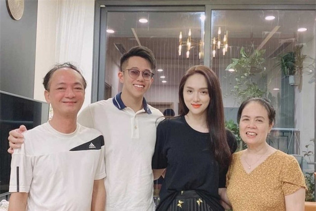 Hương Giang - Matt Liu 2 năm yêu đương - Hình 2 Huong Giang - Matt Liu 2 nam yeu duong-Hinh-2