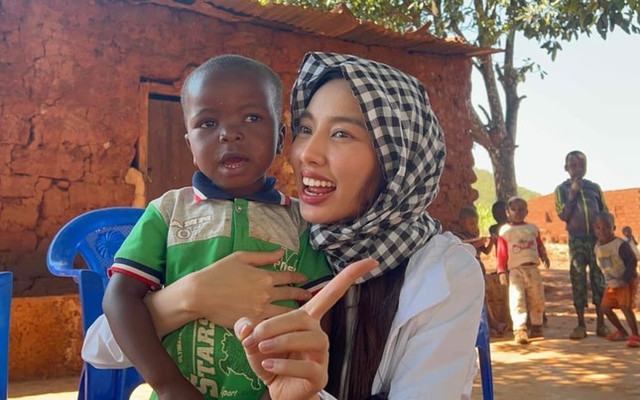 Quang Linh Vlog dùng tuyệt chiêu dạy 'con trai thất lạc' - Hình 3 Quang Linh Vlog dung tuyet chieu day 'con trai that lac'-Hinh-3