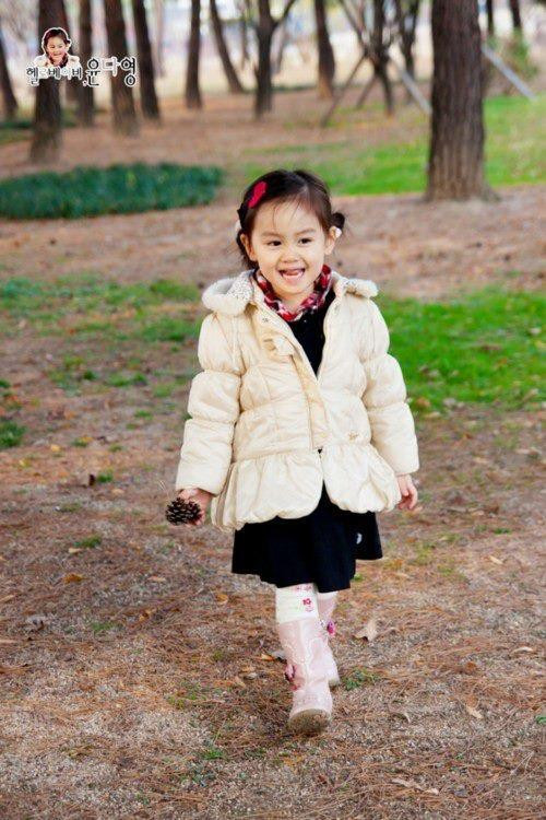 Cô bé Gia Linh khiến dân Hàn mê mệt 9 năm trước - Hình 3 Co be Gia Linh khien dan Han me met 9 nam truoc-Hinh-3