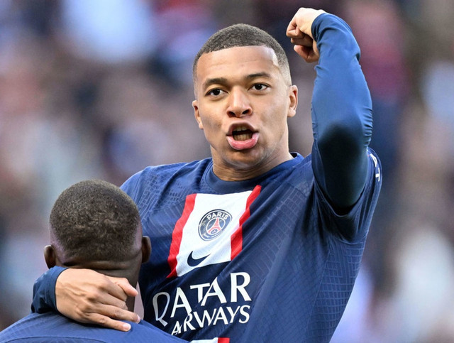 HLV Deschamps yêu cầu Mbappe phòng ngự nhiều hơn HLV Deschamps yeu cau Mbappe phong ngu nhieu hon