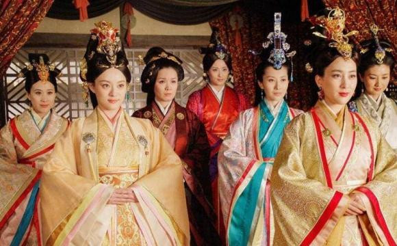 Lời răn dạy người xưa: “Rượu là thứ thuốc độc xuyên dạ dày" - Hình 3 Loi ran day nguoi xua: “Ruou la thu thuoc doc xuyen da day