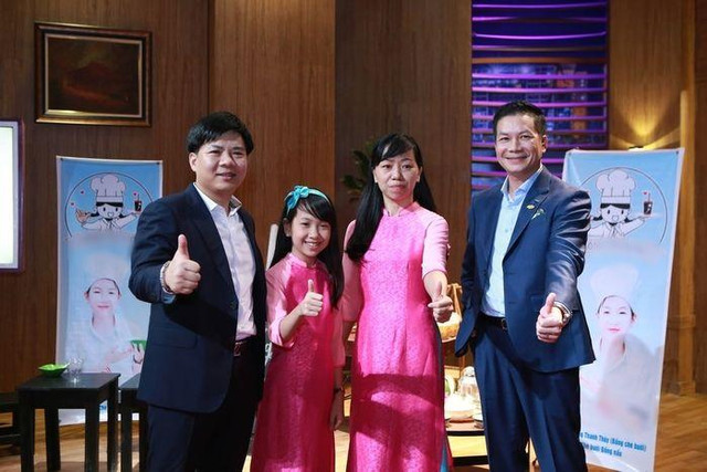 Bé gái gọi đầu tư ở 'Shark Tank' 3 năm trước giờ ra sao? Be gai goi dau tu o 'Shark Tank' 3 nam truoc gio ra sao?