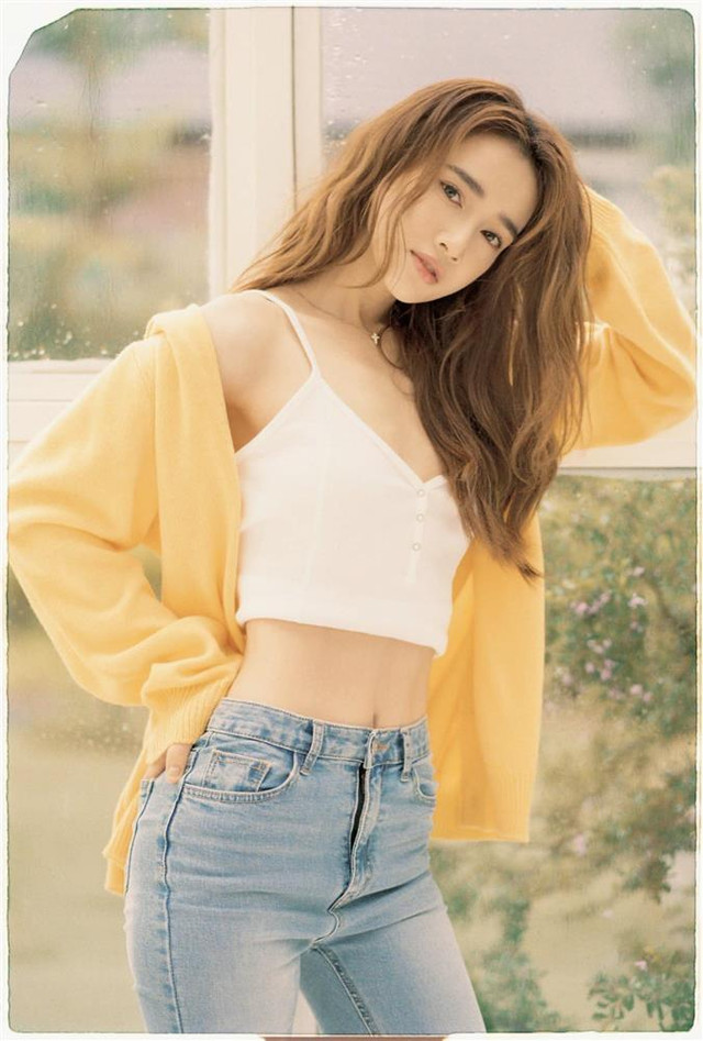 Nhã Phương tăng cân vẫn giữ được vòng eo con kiến - Hình 2 Nha Phuong tang can van giu duoc vong eo con kien-Hinh-2