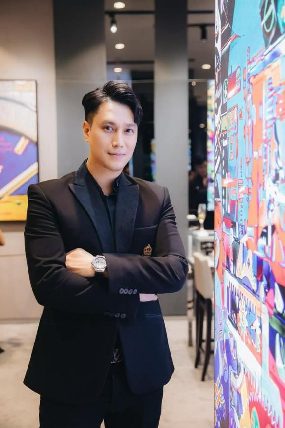 Diễn viên Việt Anh đưa con trai đi biển, fan thở phào - Hình 6 Dien vien Viet Anh dua con trai di bien, fan tho phao-Hinh-6