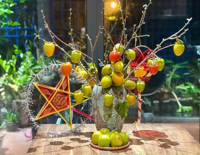 Cành hồng nguyên quả hút khách vừa cắm, ngắm vừa ăn dần - Hình 11 Canh hong nguyen qua hut khach vua cam, ngam vua an dan-Hinh-11