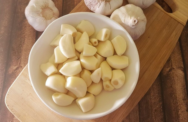 Tỏi tốt nhưng chuyên gia chỉ ra 4 nhóm người nên tránh ăn - Hình 2 Toi tot nhung chuyen gia chi ra 4 nhom nguoi nen tranh an-Hinh-2