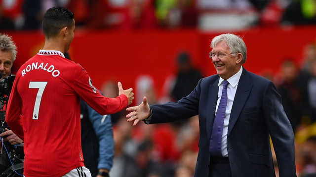 Lời tiên tri của Ferguson về Ronaldo và Messi thành hiện thực Loi tien tri cua Ferguson ve Ronaldo va Messi thanh hien thuc