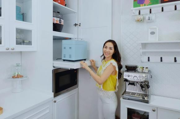 Tiểu thư miền Tây xinh đẹp khoe khu vườn trên cao đẹp như mơ - Hình 29 Tieu thu mien Tay xinh dep khoe khu vuon tren cao dep nhu mo-Hinh-29