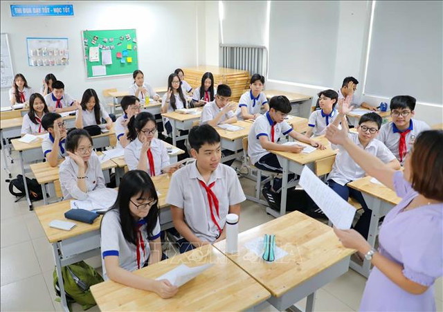Hà Nội: Yêu cầu công khai các khoản thu, chi từ đầu năm học Ha Noi: Yeu cau cong khai cac khoan thu, chi tu dau nam hoc