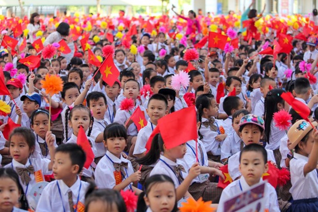 Bộ GD&ĐT yêu cầu khai giảng gọn nhẹ trên cả nước vào sáng 5/9 Bo GD&DT yeu cau khai giang gon nhe tren ca nuoc vao sang 5/9