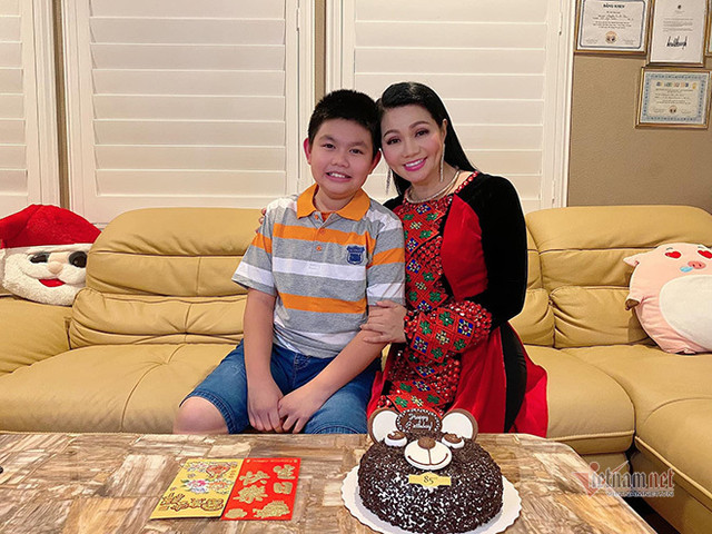 'sao cải lương' Ngọc Huyền và người chồng kín tiếng - Hình 8 'sao cai luong' Ngoc Huyen va nguoi chong kin tieng-Hinh-8