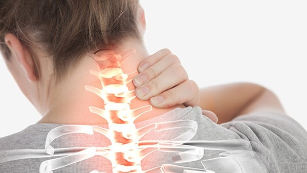 Bài tập 5 phút sẽ trị mỏi cổ cho dân văn phòng Bai tap 5 phut se tri moi co cho dan van phong
