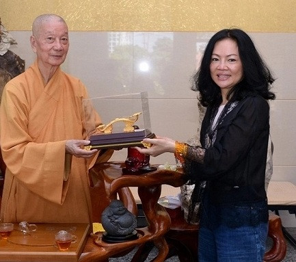 Ai là người “giữ tiền” cho tỷ phú Việt Nam - Hình 4 Ai la nguoi “giu tien” cho ty phu Viet Nam-Hinh-4
