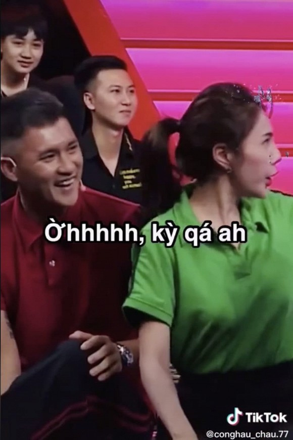 Thủy Tiên suýt 'ẩu đả' với Lê Dương Bảo Lâm để bảo vệ chồng - Hình 2 Thuy Tien suyt 'au da' voi Le Duong Bao Lam de bao ve chong-Hinh-2