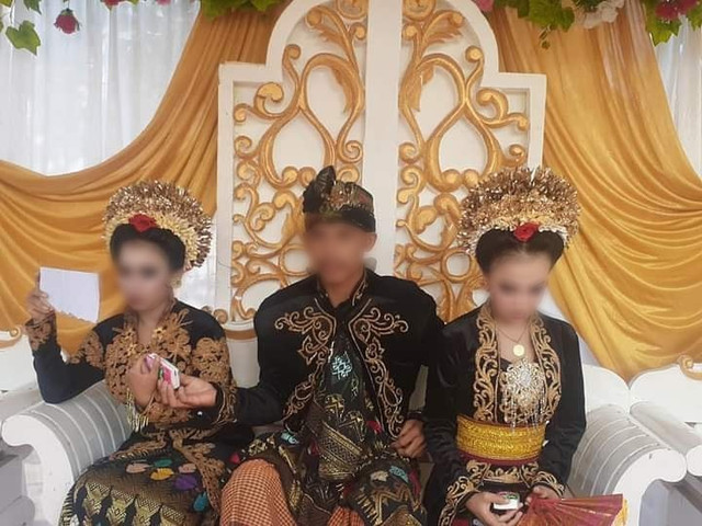 Cưới 2 thiếu nữ trong vòng một tháng, chàng trai gây sốc Cuoi 2 thieu nu trong vong mot thang, chang trai gay soc