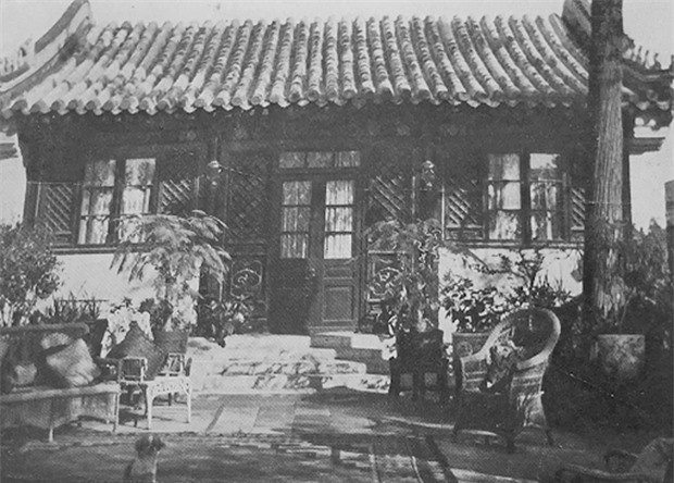 Ai là người vẽ bức chân dung đầu tiên của Từ Hi Thái hậu? - Hình 4 Ai la nguoi ve buc chan dung dau tien cua Tu Hi Thai hau?-Hinh-4