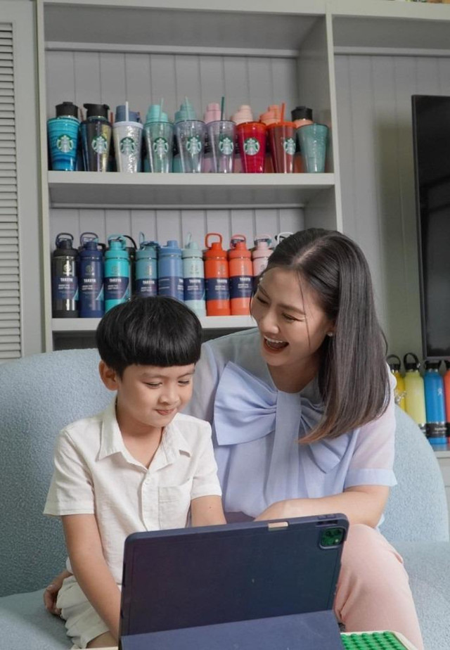 Thú sưu tầm ly, cốc độc đáo của diễn viên Ngọc Lan - Hình 9 Thu suu tam ly, coc doc dao cua dien vien Ngoc Lan-Hinh-9