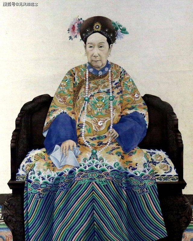 Lối sinh hoạt khác người của Từ Hi khiến người hầu 'sợ xanh mặt' Loi sinh hoat khac nguoi cua Tu Hi khien nguoi hau 'so xanh mat'