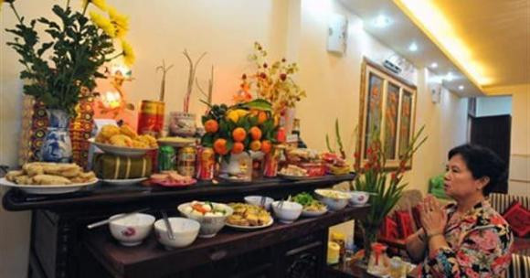 Bày thứ này trên bàn thờ Tết mang tội bất kính, tài lộc hao hụt - Hình 3 Bay thu nay tren ban tho Tet mang toi bat kinh, tai loc hao hut-Hinh-3