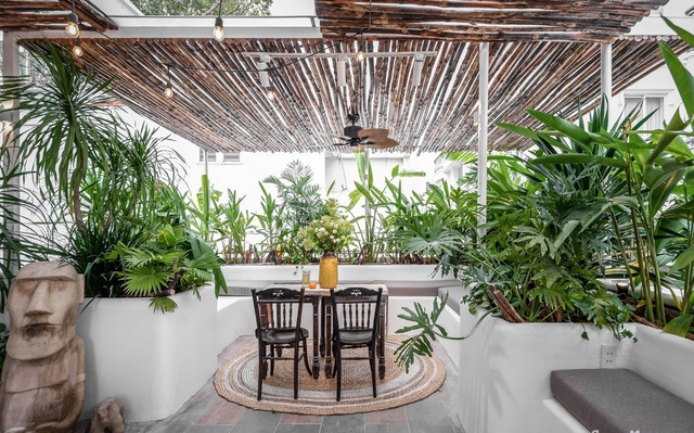 Khu vườn resort, phòng tắm 'nghìn sao' giữa lưng chừng trời ở TP.HCM - Hình 22 Khu vuon resort, phong tam 'nghin sao' giua lung chung troi o TP.HCM-Hinh-22