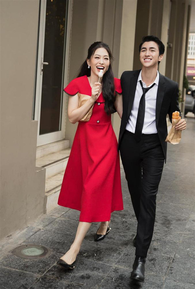 Á hậu Phương Nga 'lót dép' 7 năm nữa mới được cưới Bình An? - Hình 2 A hau Phuong Nga 'lot dep' 7 nam nua moi duoc cuoi Binh An?-Hinh-2