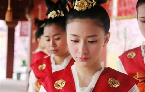 Phận đời dang dở của các cung nữ Trung Quốc phong kiến - Hình 3 Phan doi dang do cua cac cung nu Trung Quoc phong kien-Hinh-3