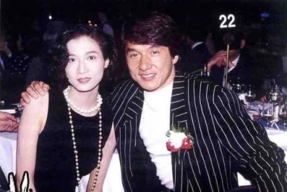 Thành Long sửa lại di chúc bù đắp cho con gái ngoài giá thú - Hình 3 Thanh Long sua lai di chuc bu dap cho con gai ngoai gia thu-Hinh-3
