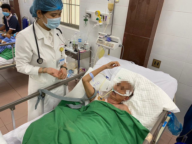 Thanh niên 27 tuổi nguy kịch do đột quỵ sau cơn đau đầu dữ dội - Hình 2 Thanh nien 27 tuoi nguy kich do dot quy sau con dau dau du doi-Hinh-2