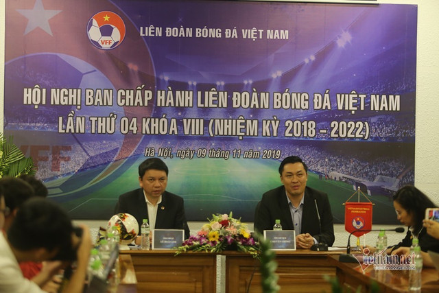 Chức Phó Chủ tịch phụ trách tài chính bỏ trống, VFF dốc sức tìm ứng viên mới Chuc Pho Chu tich phu trach tai chinh bo trong, VFF doc suc tim ung vien moi