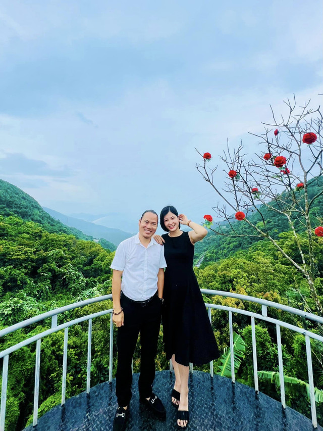 Ở nhà gỗ dát vàng, vợ trẻ của Vượng Râu vẫn thiệt thòi - Hình 6 O nha go dat vang, vo tre cua Vuong Rau van thiet thoi-Hinh-6