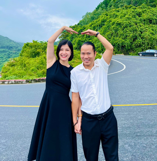 Ở nhà gỗ dát vàng, vợ trẻ của Vượng Râu vẫn thiệt thòi - Hình 3 O nha go dat vang, vo tre cua Vuong Rau van thiet thoi-Hinh-3