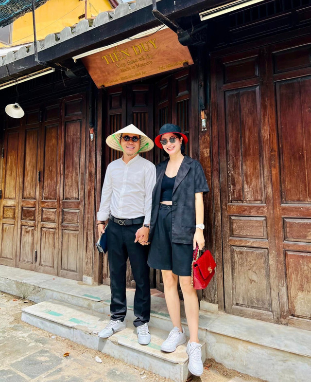 Ở nhà gỗ dát vàng, vợ trẻ của Vượng Râu vẫn thiệt thòi - Hình 4 O nha go dat vang, vo tre cua Vuong Rau van thiet thoi-Hinh-4