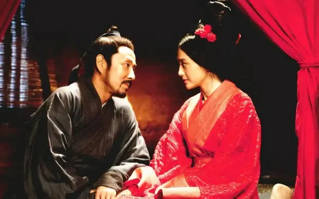 Người nào vừa thấy Lưu Bang liền tiên đoán “chắc chắn làm hoàng đế”? - Hình 4 Nguoi nao vua thay Luu Bang lien tien doan “chac chan lam hoang de”?-Hinh-4
