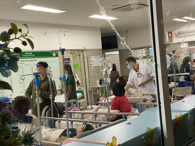 Vụ hơn 50 học sinh nghi ngộ độc khi đi dã ngoại: Thực đơn có gì? Vu hon 50 hoc sinh nghi ngo doc khi di da ngoai: Thuc don co gi?